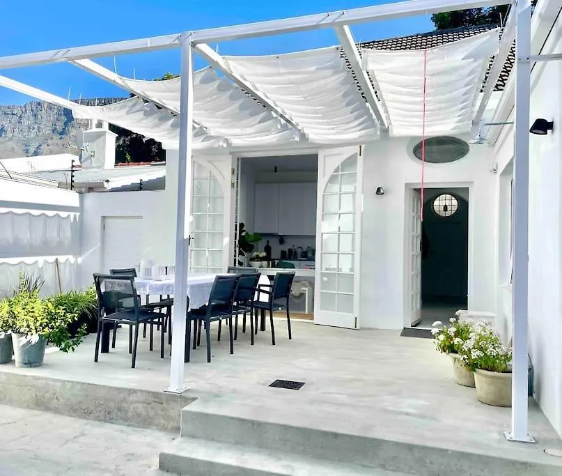 Classy And Relaxing Home In Tamboerskloof Cape Town Holiday home
